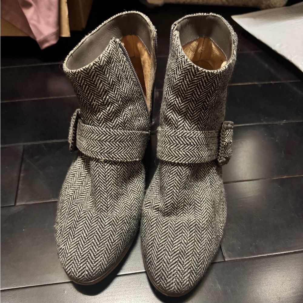 Jack Rogers Herringbone Ankle Boots — like new